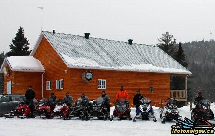 Auberge La Taniere Tadoussac Ngoại thất bức ảnh