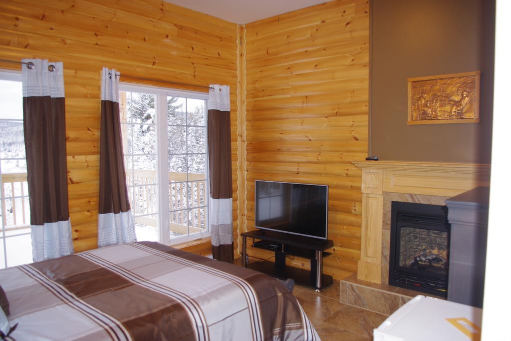 Auberge La Taniere Tadoussac Ngoại thất bức ảnh